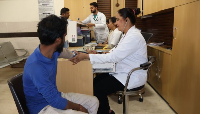 Advanced Cardiology Equipment at Dr. Rajesh Jindal’s Hospital – Modern Heart Care Technology